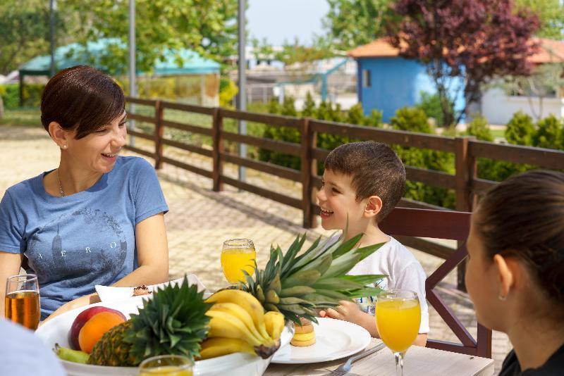 Cronwell Platamon Resort All-Inclusive Dış mekan fotoğraf