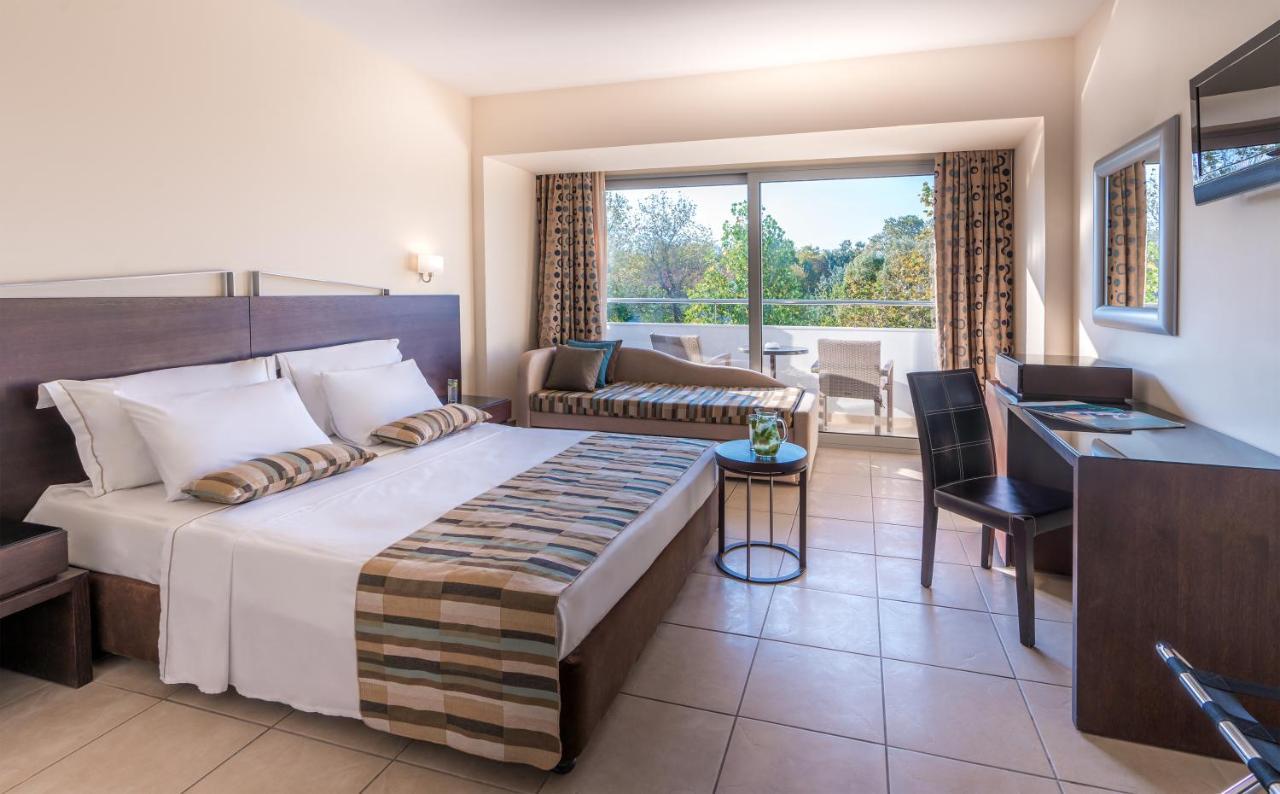 Cronwell Platamon Resort All-Inclusive Dış mekan fotoğraf
